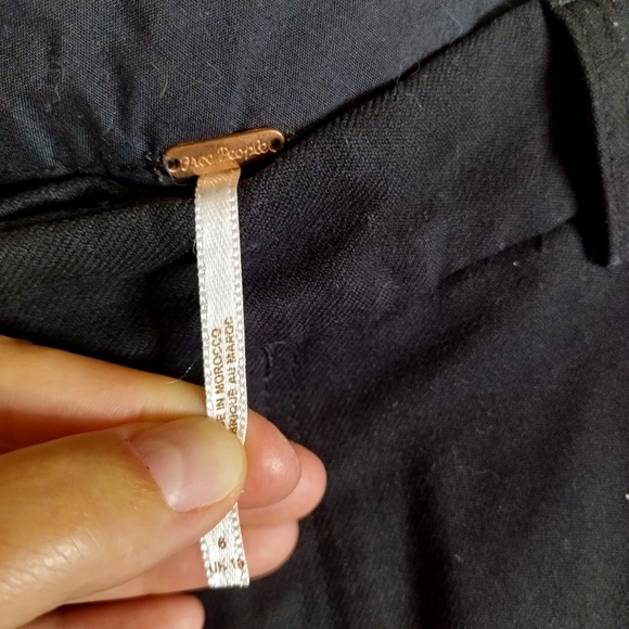 Free People Trouser Onyx Black Rolled Cuff Hem Straight Leg Sz 6 - Picture 6 of 10